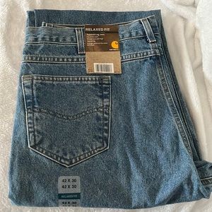 NWT Carhartt relaxed fit jeans